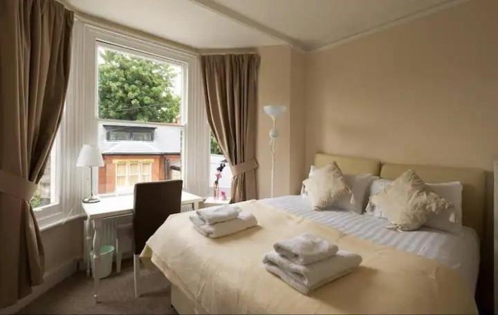 Stay With The Reach Cambridge Екстер'єр фото
